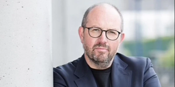 Gérer l\'ossature numérique du futur : l\'intelligence artificielle aux avant-postes.