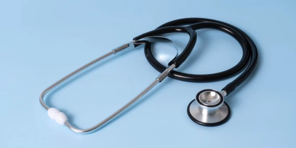 Refaçonner le processus de décision médicale grâce à l\'intelligence artificielle : Wolters Kluwer lance UpToDate Enterprise en France et en Belgique.