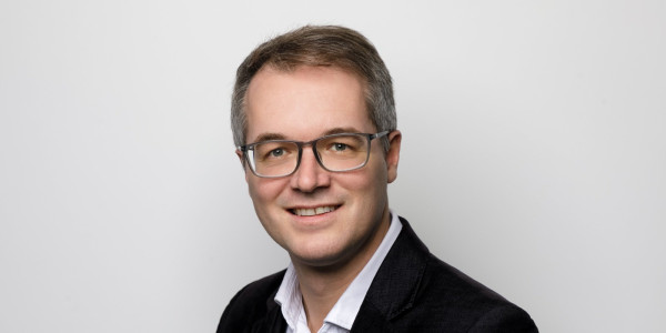 Discussion avec Yann Bonnet – Sécurité numérique, Intelligence Artificielle et indépendance nationale.
